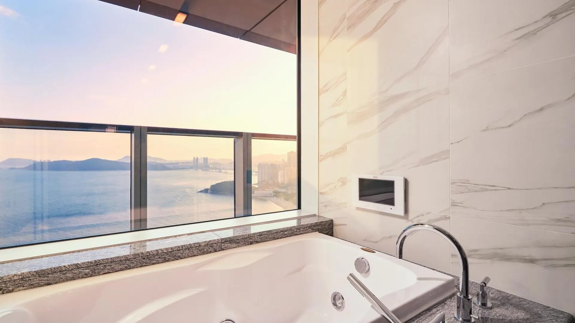 New Cz Lct Residence Busan 0*,  South Korea