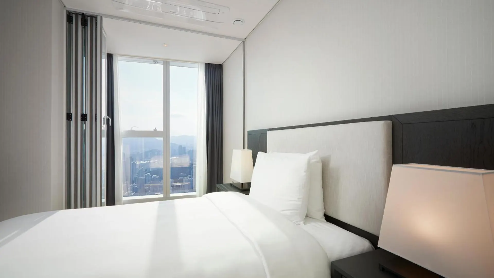 New Cz Lct Residence Busan