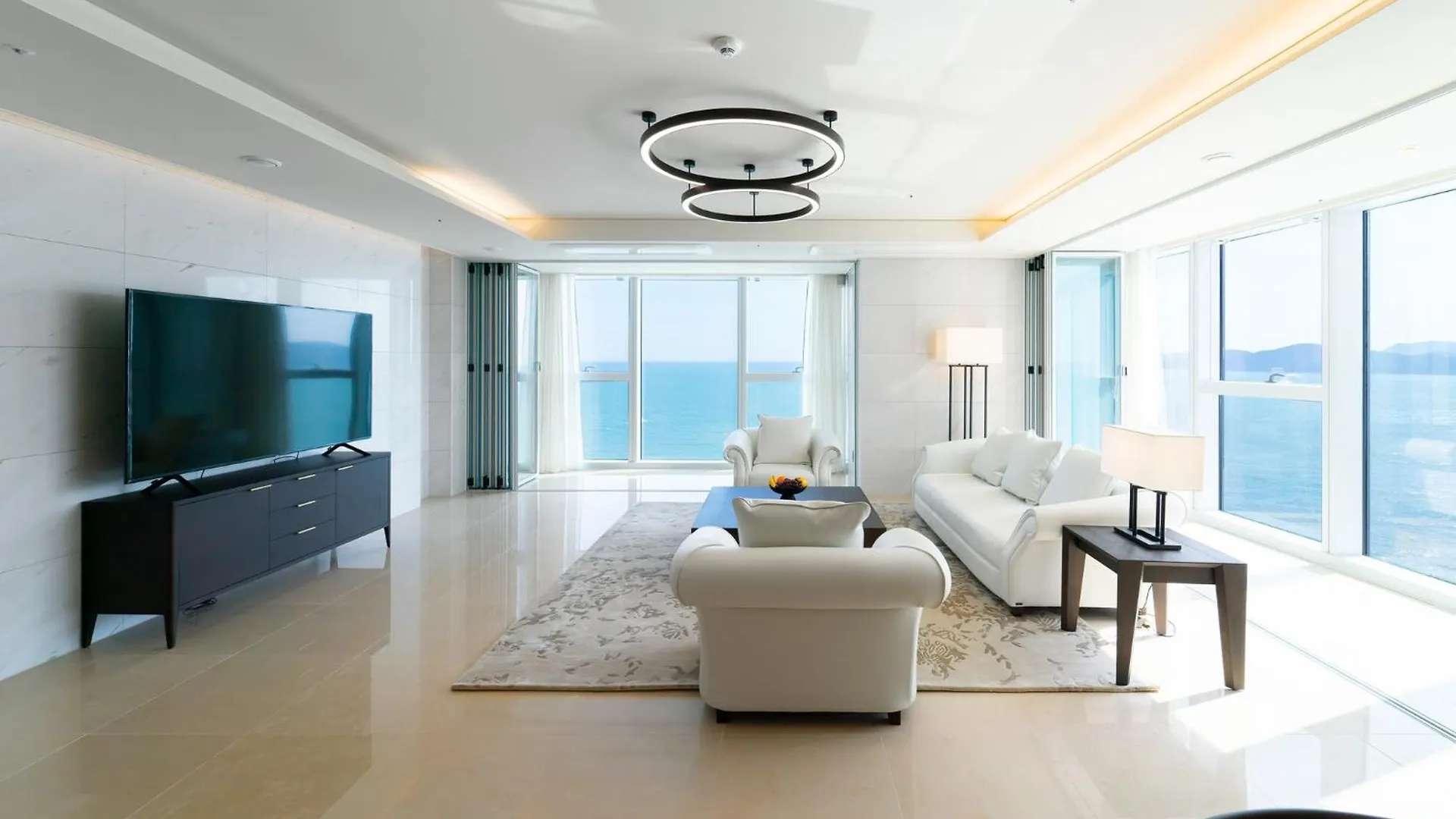 Hotel New Cz Lct Residence Busan