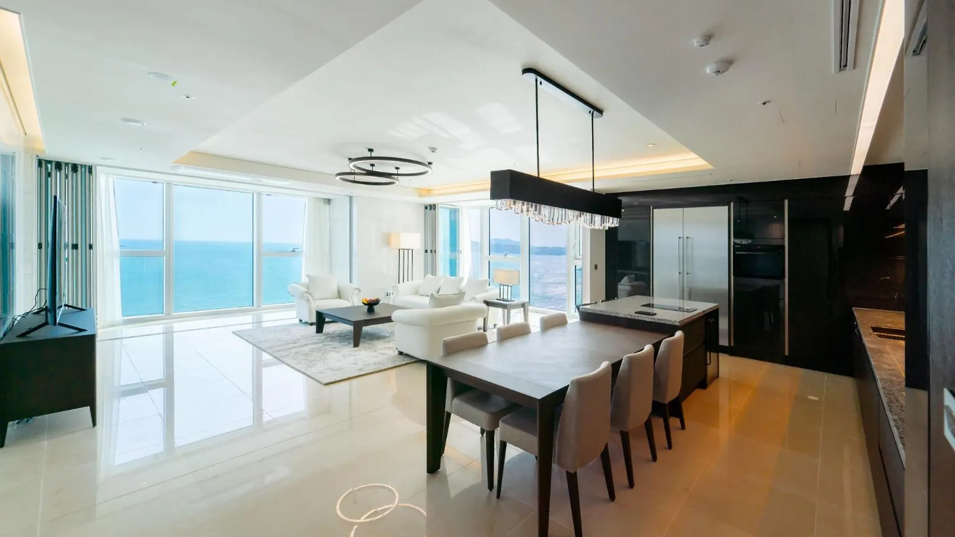 Hotel New Cz Lct Residence Busan