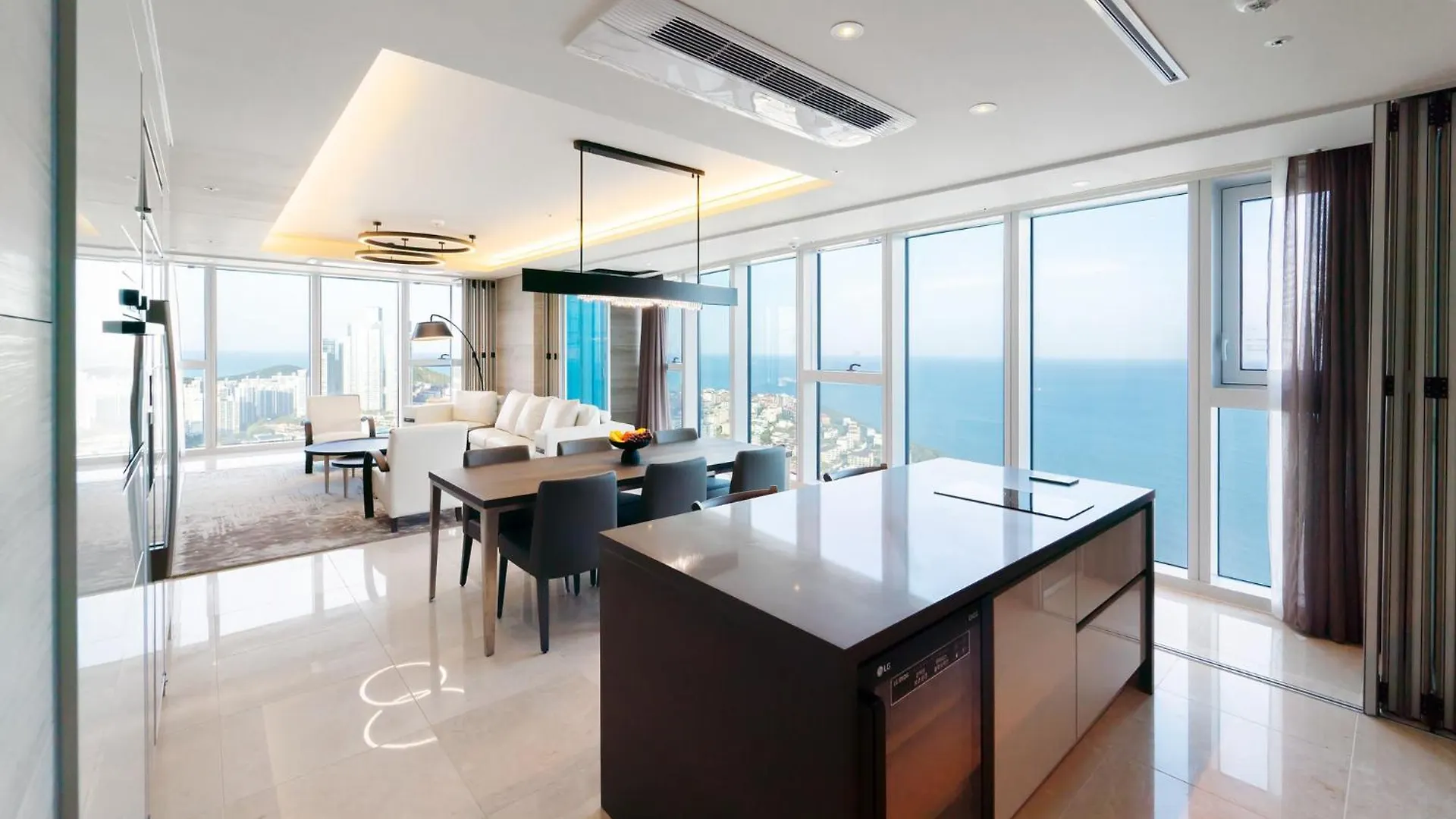 New Cz Lct Residence Busan