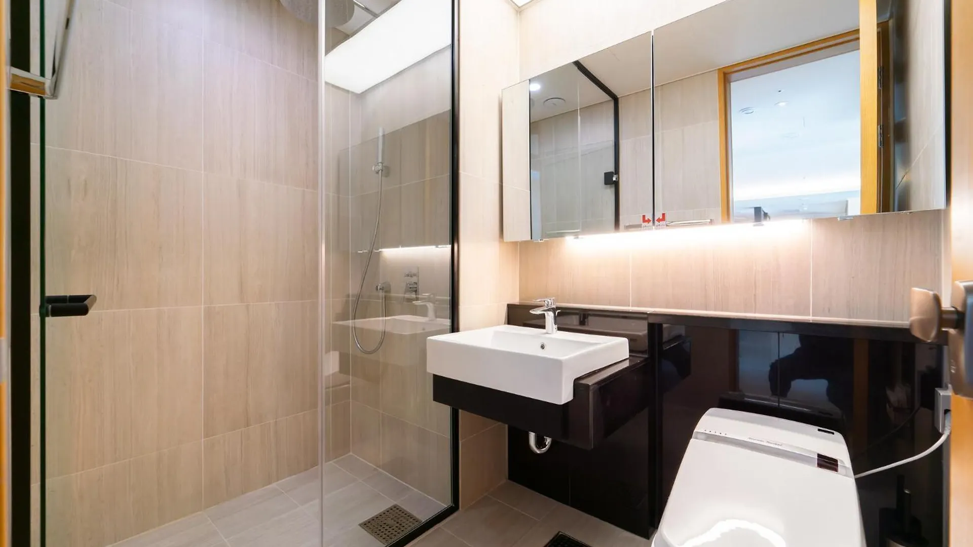 Hotel New Cz Lct Residence Busan